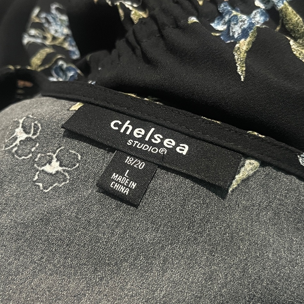 Chelsea Studio 18/20 Black Floral Print Surplice Belted Ruffle Dress - Picture 5 of 5